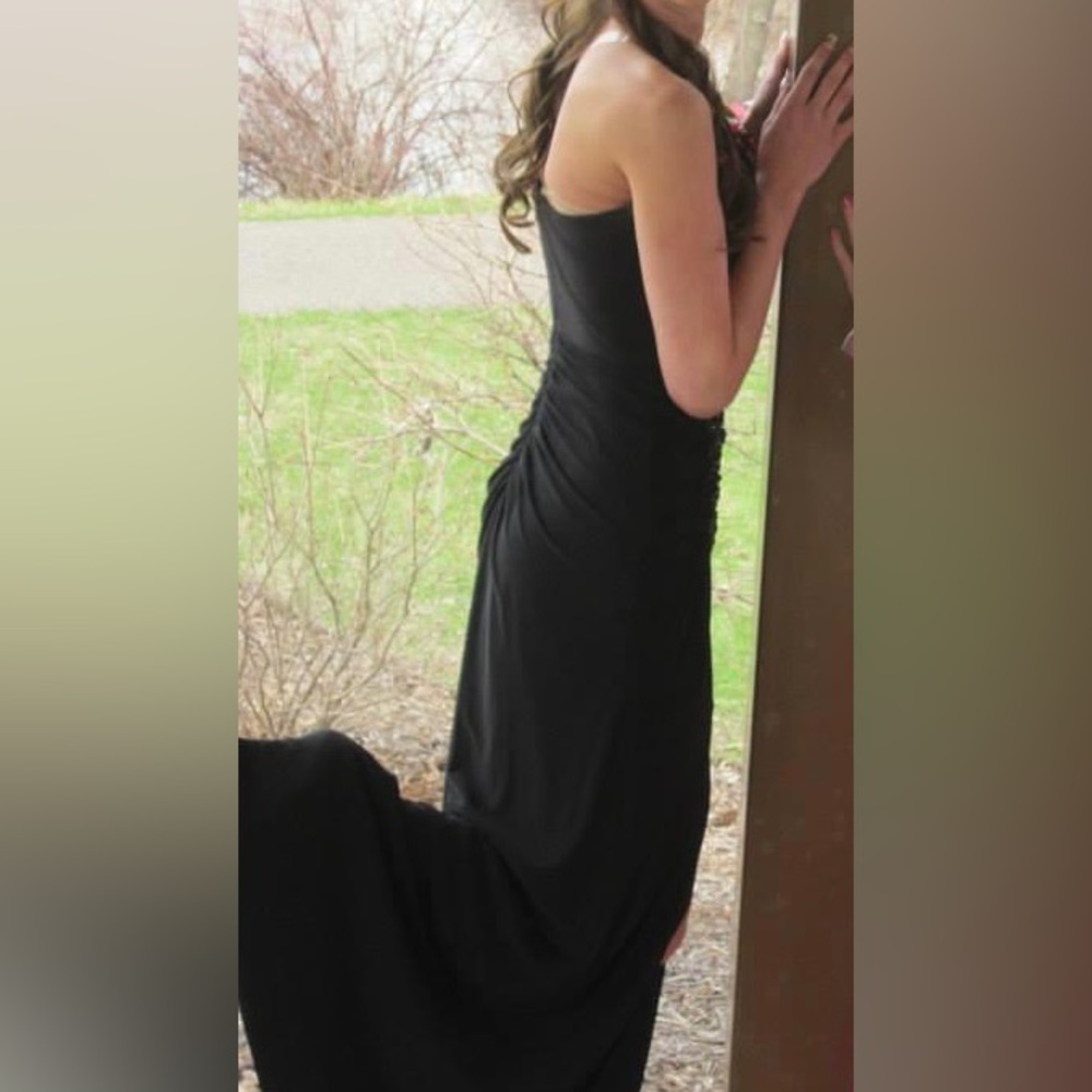 Formal Dress - Picture 3 of 3